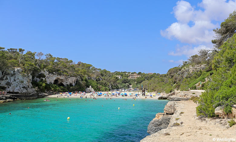 Cala Llombards strand en baai op Mallorca