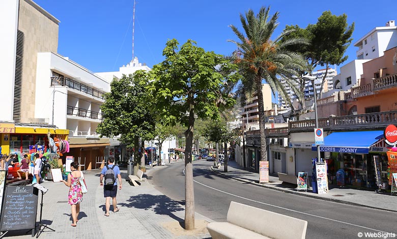 Winkels en restaurants in het vakantieoord Cala Major