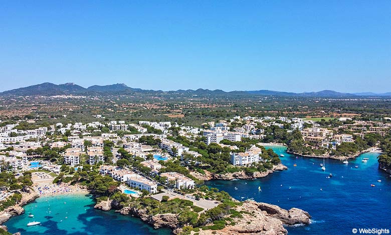 De vakantieplaats Cala d'Or op Mallorca. Mooie stad met heerlijke stranden.