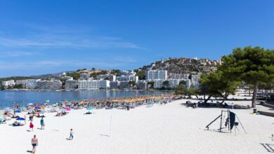 Santa Ponsa badplaats en strand op Mallorca
