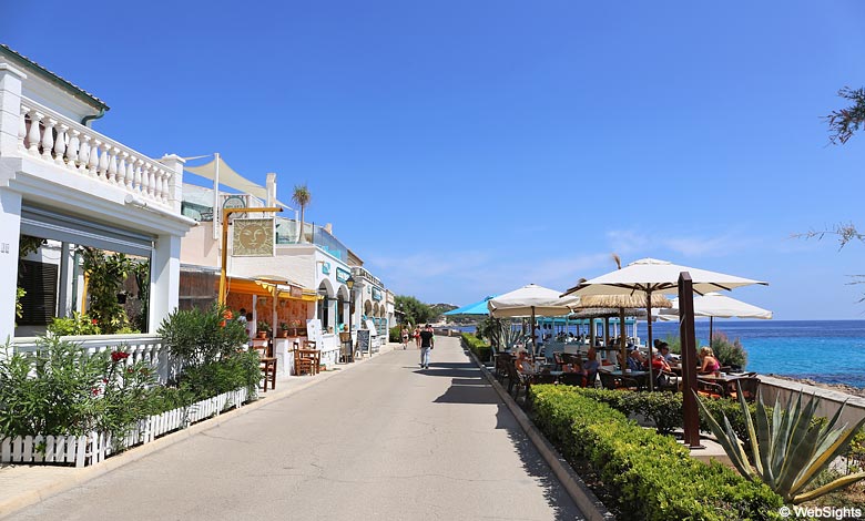 Cala Ratjada promenade