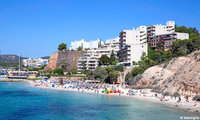 Portals Nous er en eksklusiv ferieby med en dejlig strand og gode restauranter