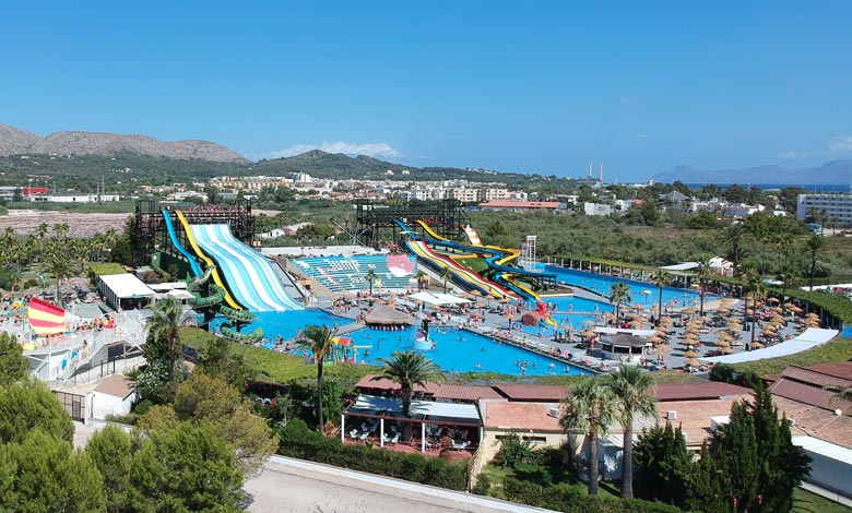 Hidropark nära Alcudia är en rolig vattenpark för hela familjen