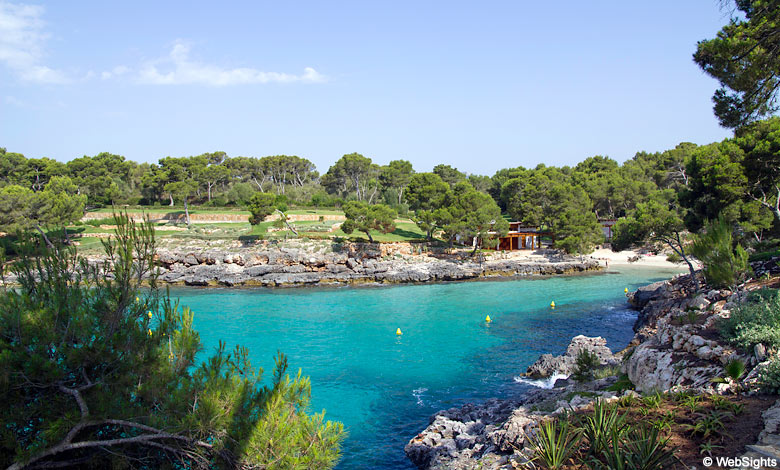 Cala Mitjana strand Mallorca
