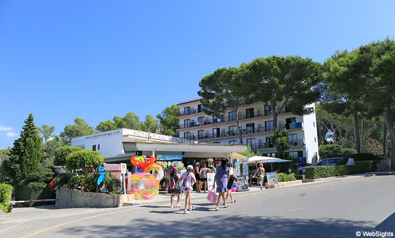 Cala Mondrago hotel