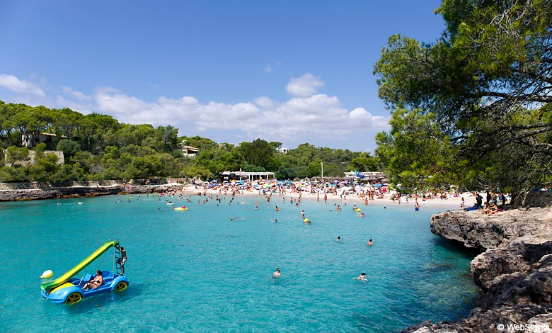 Cala Mondrago strand