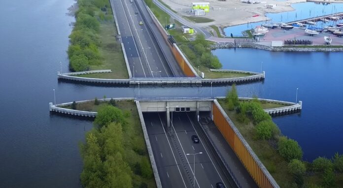 Veluwemeer Aqueduct Water Bridge