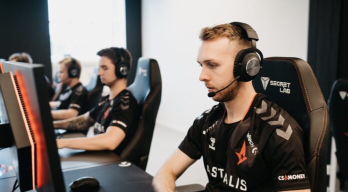 Astralis i samarbejde med Esportal