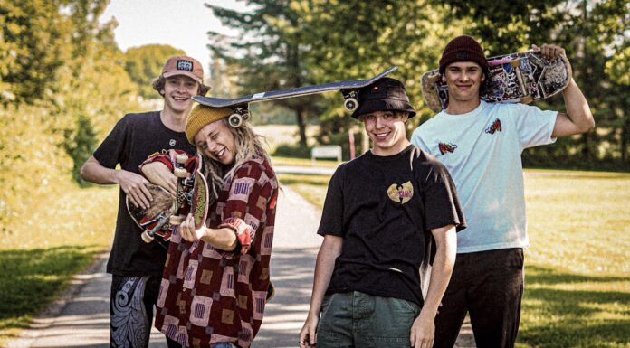 Fire teenagere skater fra Aalborg til Amager til fordel for Julemærkehjemmene