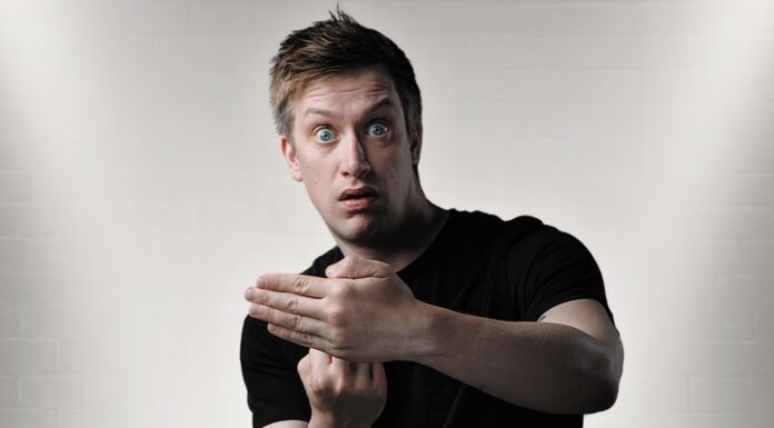 Daniel Sloss