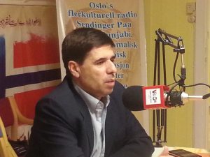 radio8