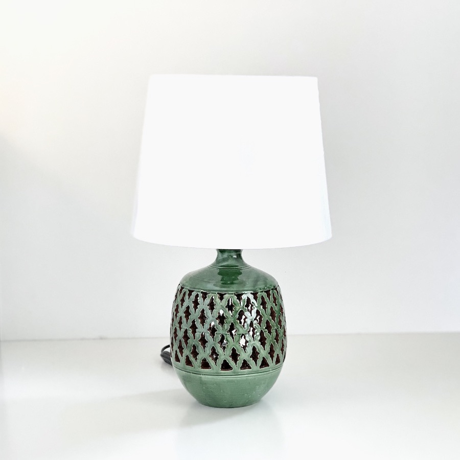 Calada bordlampe i keramik - unika mønster - MANIPURA LIVING