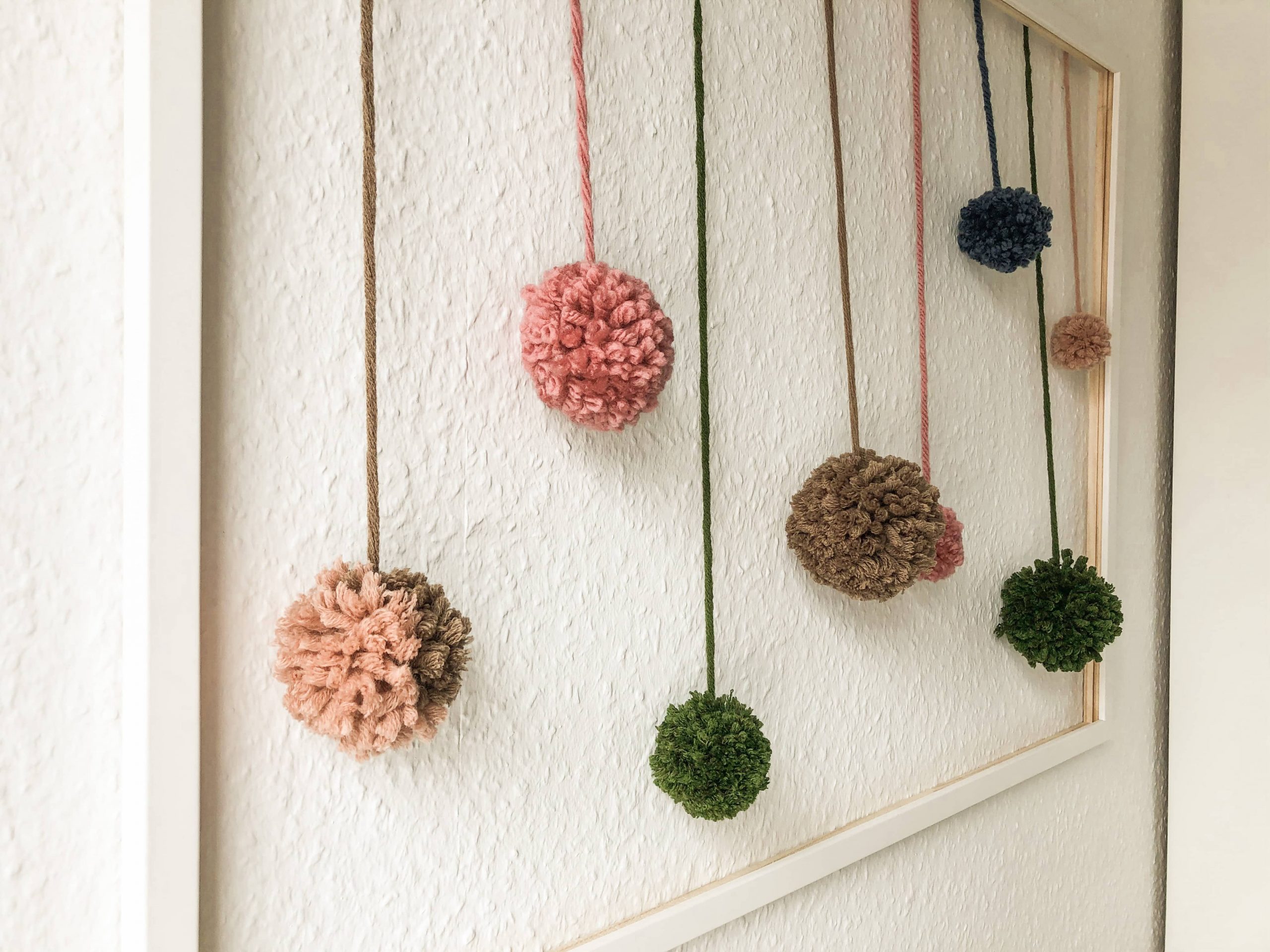 Was Kann Man Aus Verschiedenen Wollresten Machen Bommelbild - Ideen aus Wollresten - marieable, you are able to create