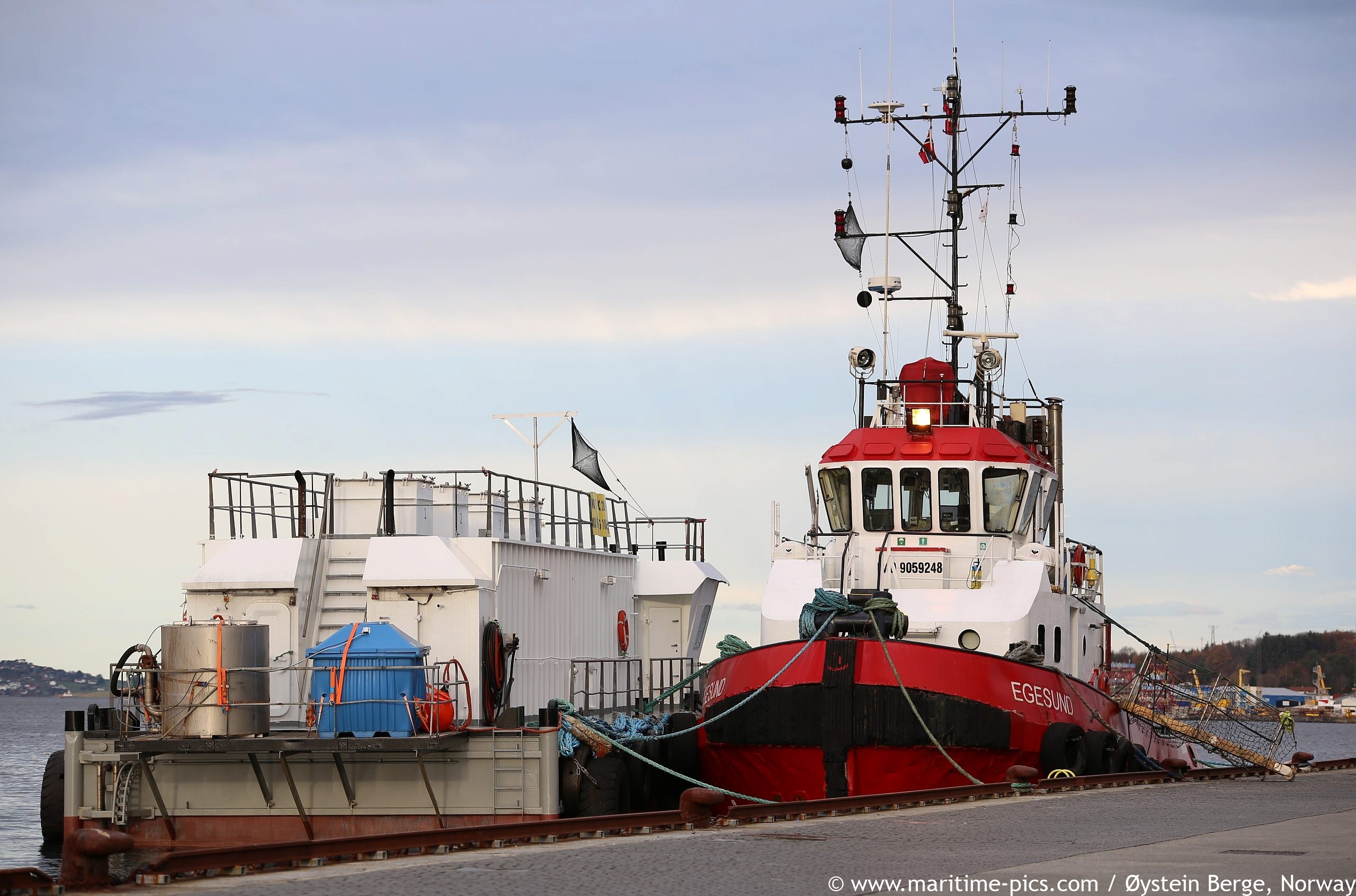 Egesund - Barge (1)