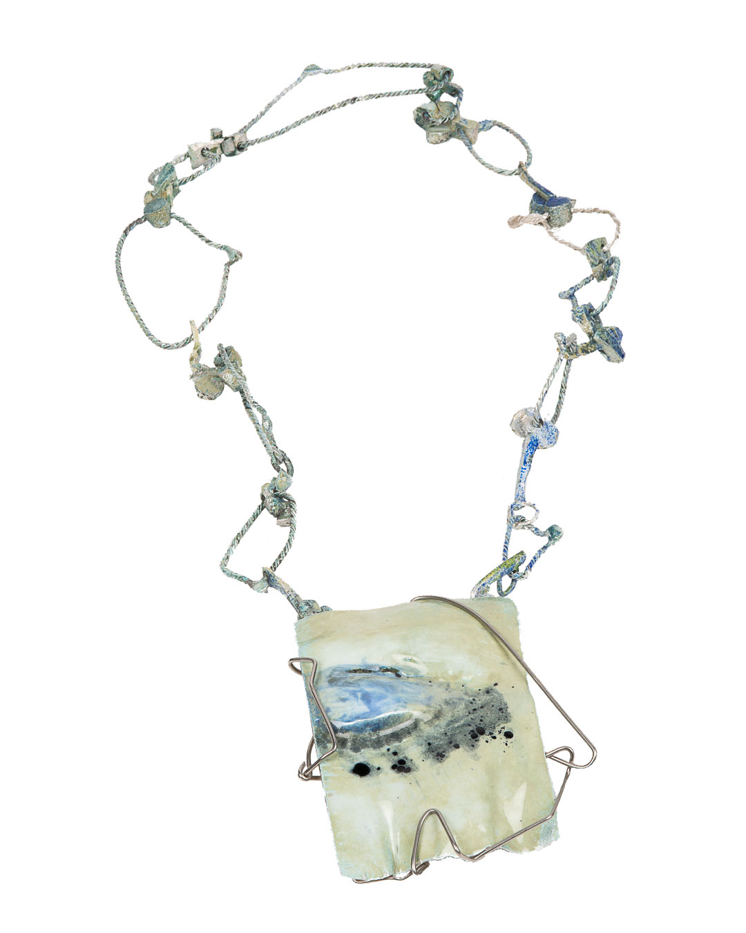 Rudolf Kocéa, Tears, 2019, necklace; fine silver, enamel, stainless steel, pendant: 80 x 110 x 20 mm, L 600 mm, €6500