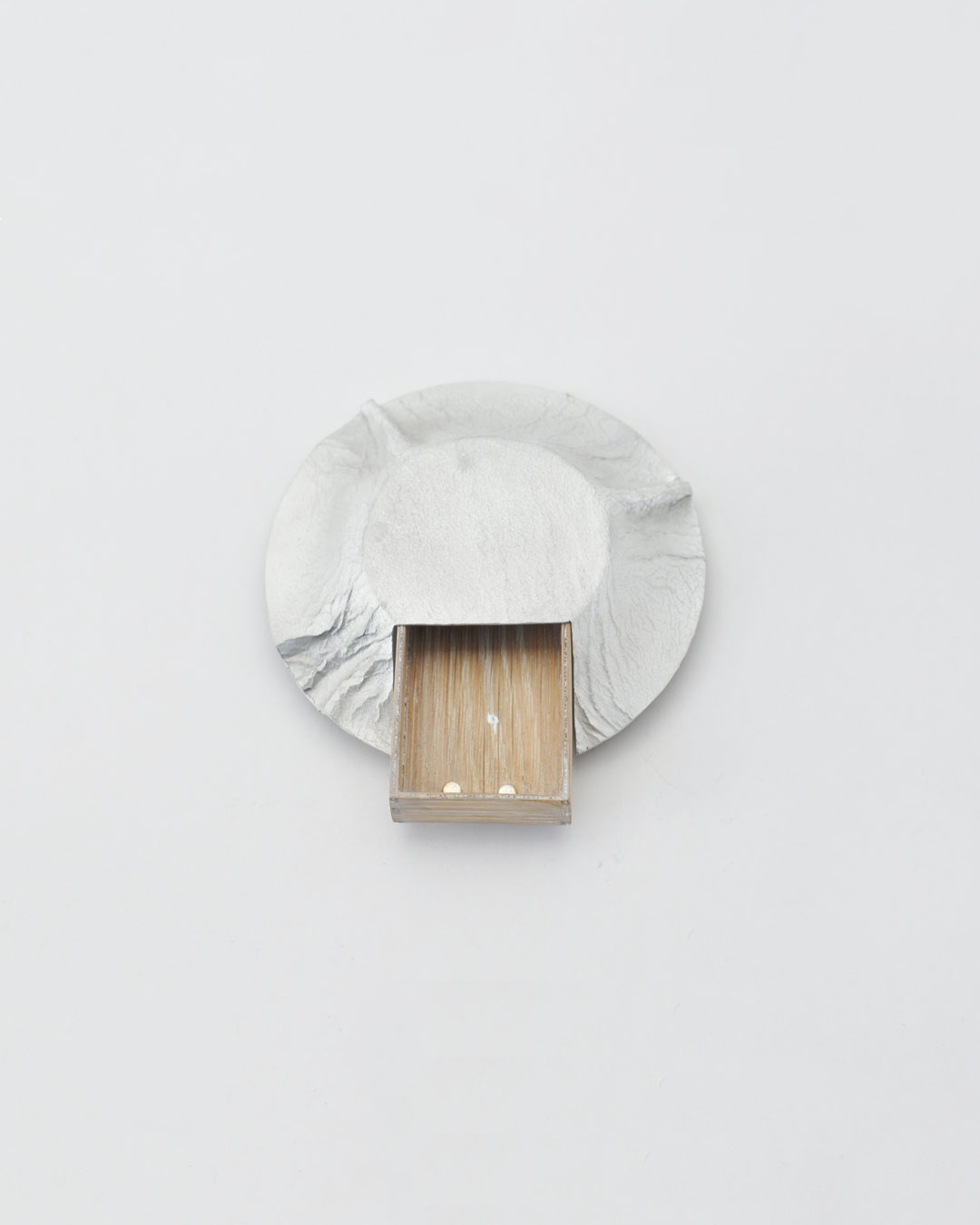 Anders Ljungberg, Declaration #3, 2019, brooch; aluminium, laminated oak, steel, silver, 110 x 100 x 21 mm, €920