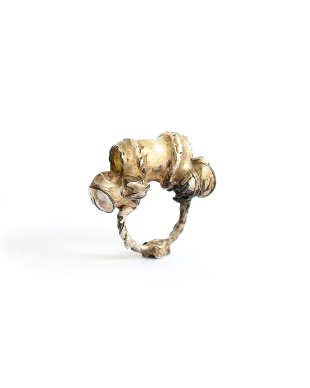 Dana Seachuga, Archetype Ring 8, 2014, ring; iron, silver, 35 x 42 x 18 mm, €605