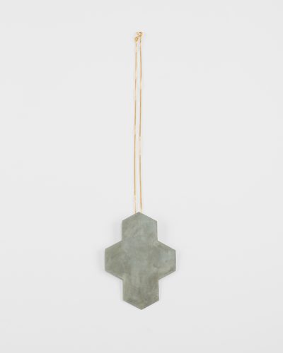 Lucy Sarneel  +#5, 2020  pendant, zinc, acrylic paint, varnish, gold plated silver  95 x 67 x 5 mm