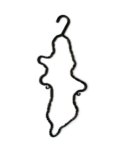 Erik Lijzenga, Decorative Purpose HO52, 2020, necklace; clothes hanger, beads, wire 523 x 200 x 9 mm