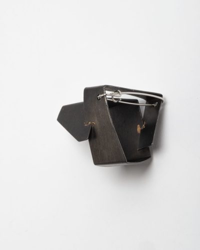 Antje Bräuer, Mäander I (Meander I), 2020, brooch - Image 4