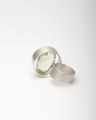 Herman Hermsen, untitled, 2000, ring, silver, synthetic stone - Image 2