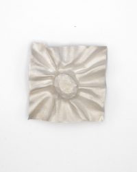 Jinjin Zhang, Hidden Gems - Oval, broche, 2025