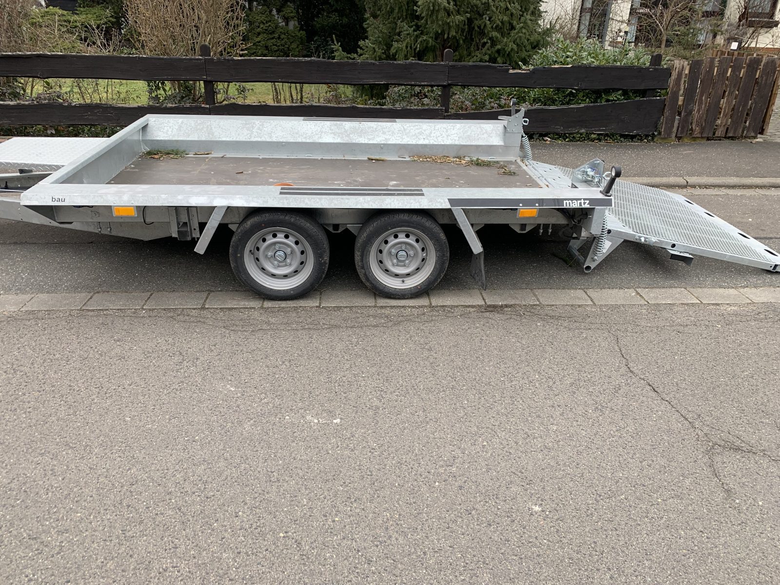 Anhänger  Baumaschinentransporter 3,0 t