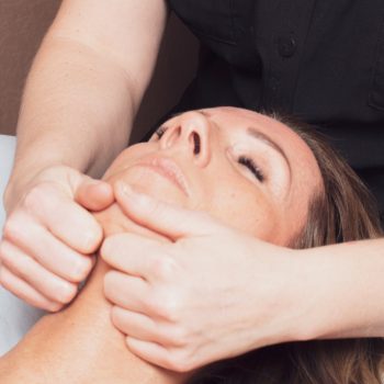 Kin gezichtsmassage Kin gezichtsmassage