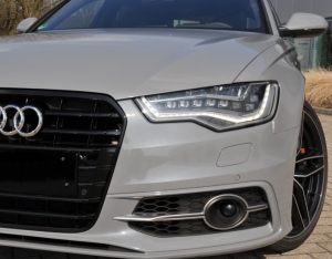 EXCLUSIVE DETAIL
