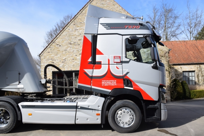 TRUCK RECLAME BELETTERING