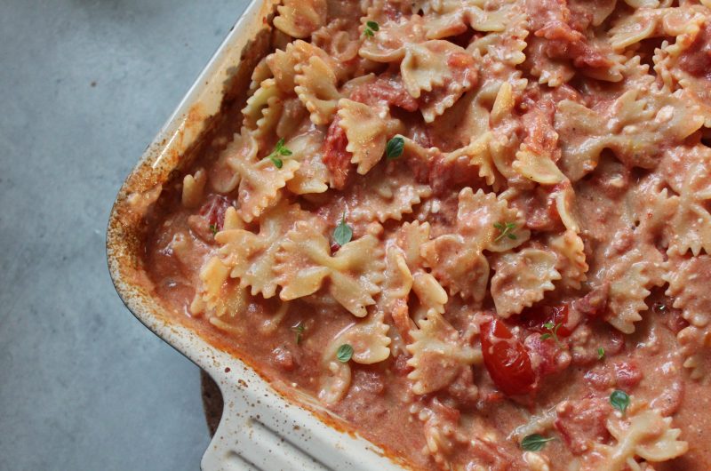 Snabb pasta med tomater & fetaost