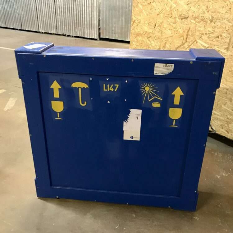 Låda 110x113x25cm (yttermått)