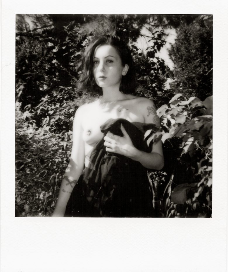 Mathilde Biron, Film photographer based in Paris !