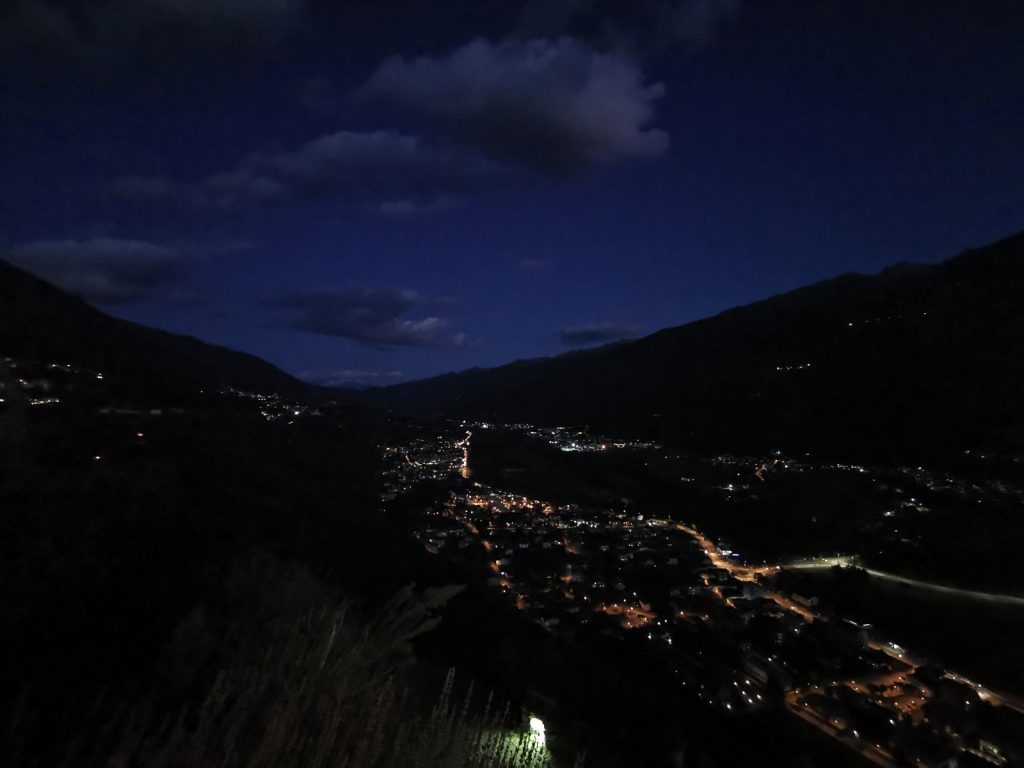 Valtinella by night