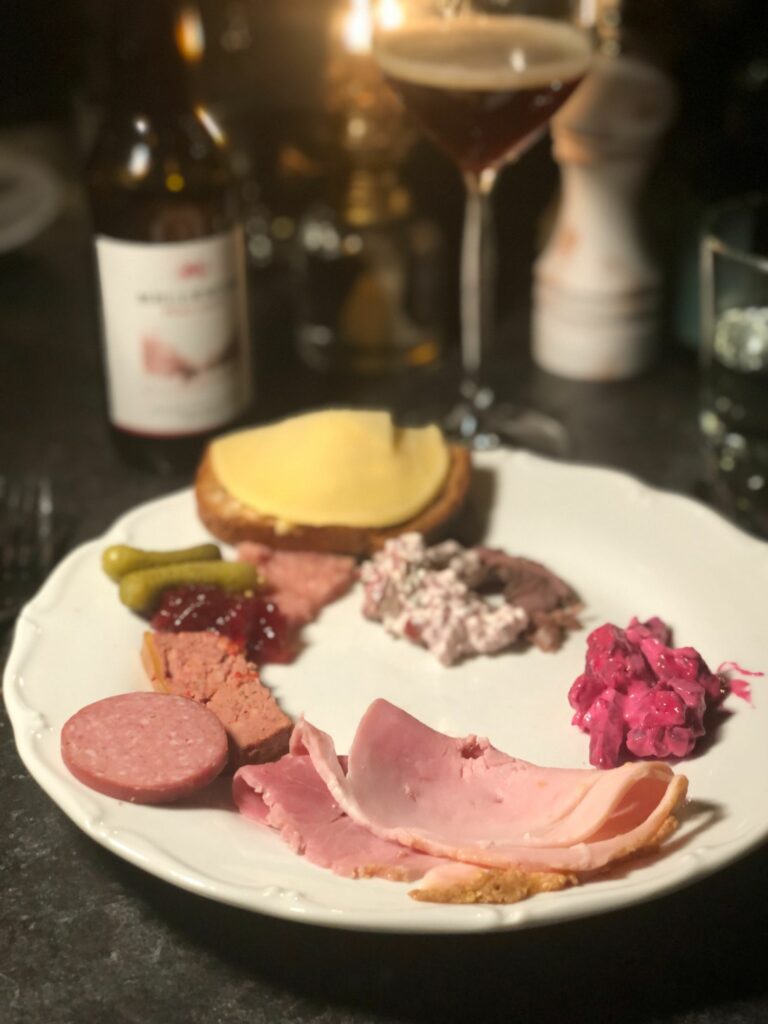 Klassiskt Julbord i sju turer på Hallwylska Tur 3