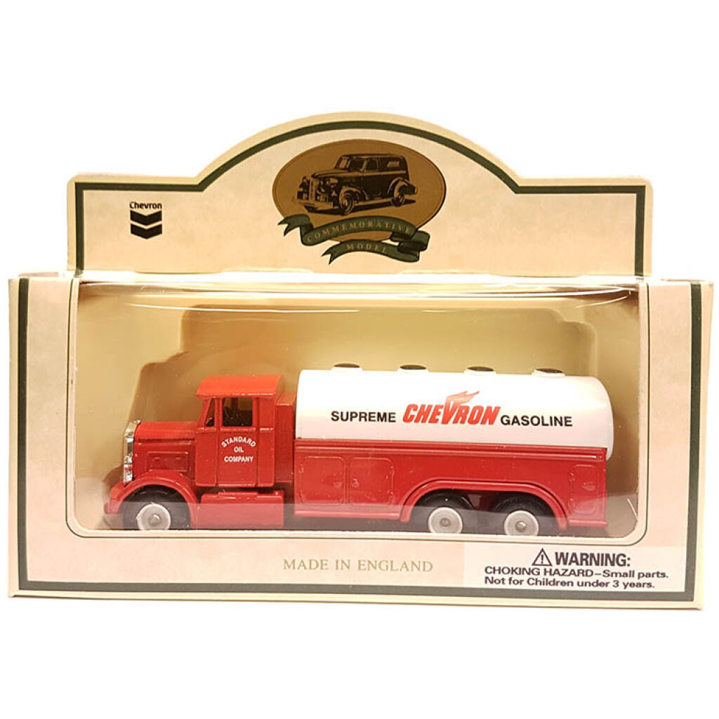 Chevron 1937 Six Wheel Refined Oil Truck