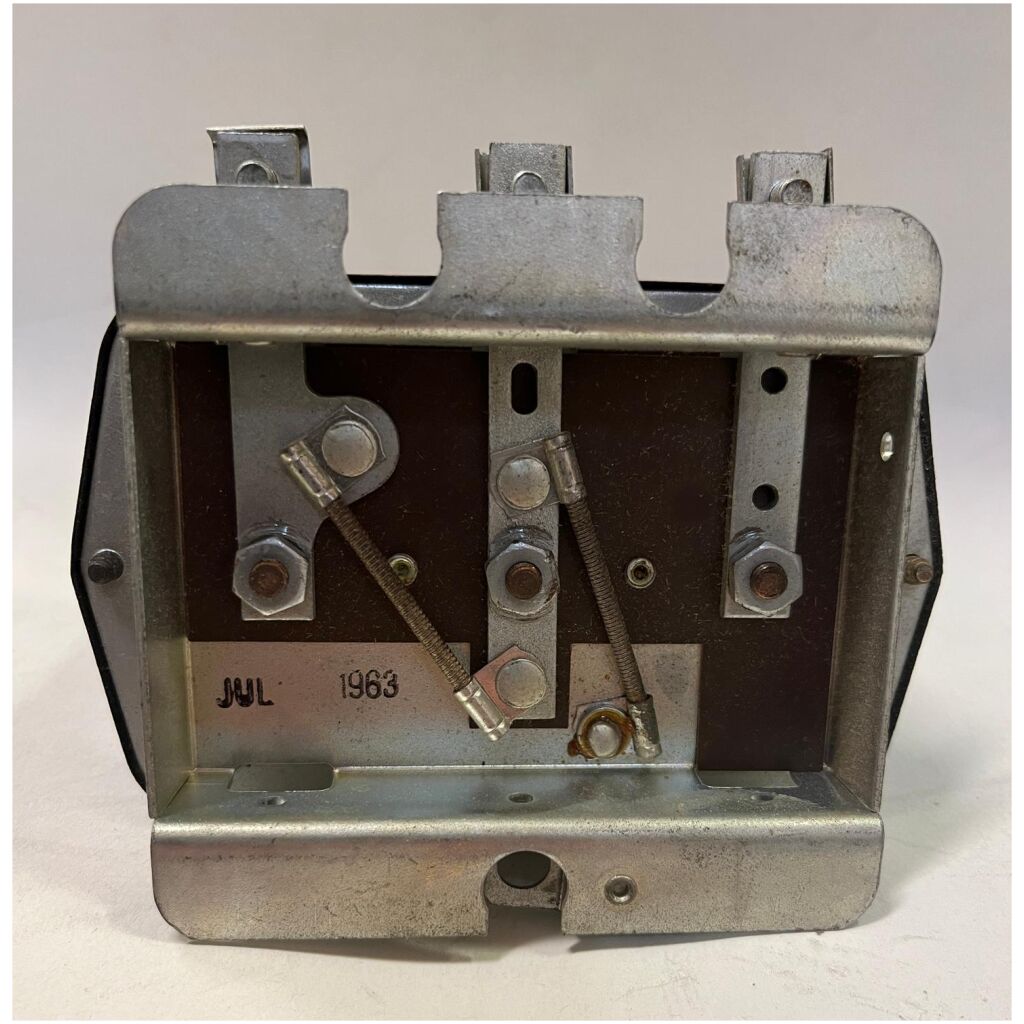 Laddningsrelä 12V 25-35Amp Studebaker 6 cyl & AMC 6 & 8 cyl 1960 , K-W C2640