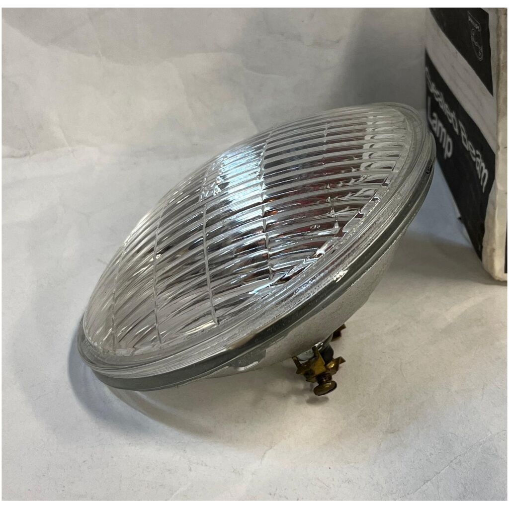 SEALED BEAM 5-3/4" 146mm 12V 35w Philips 4421