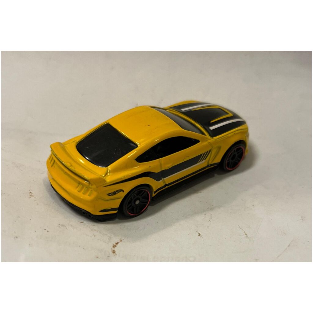 Ford GT350R Shelby 2015 - Hot Wheels 1/64