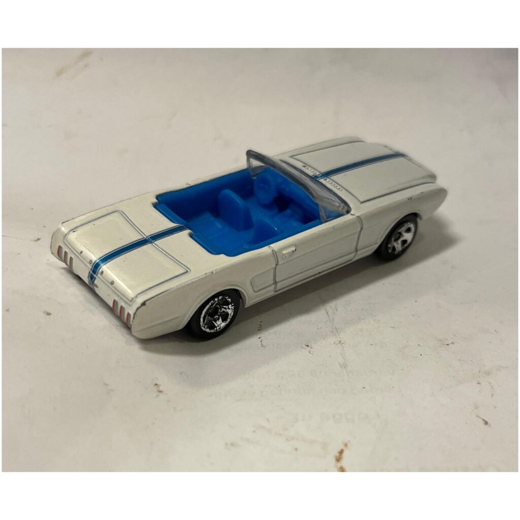 Ford Mustang II Concept 1963 - Hot Wheels 1/64