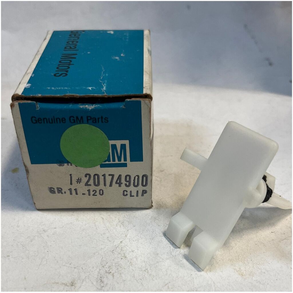 Clip isolering trim bakruta Pontiac Bonneville , GM gr.11.120 20174900