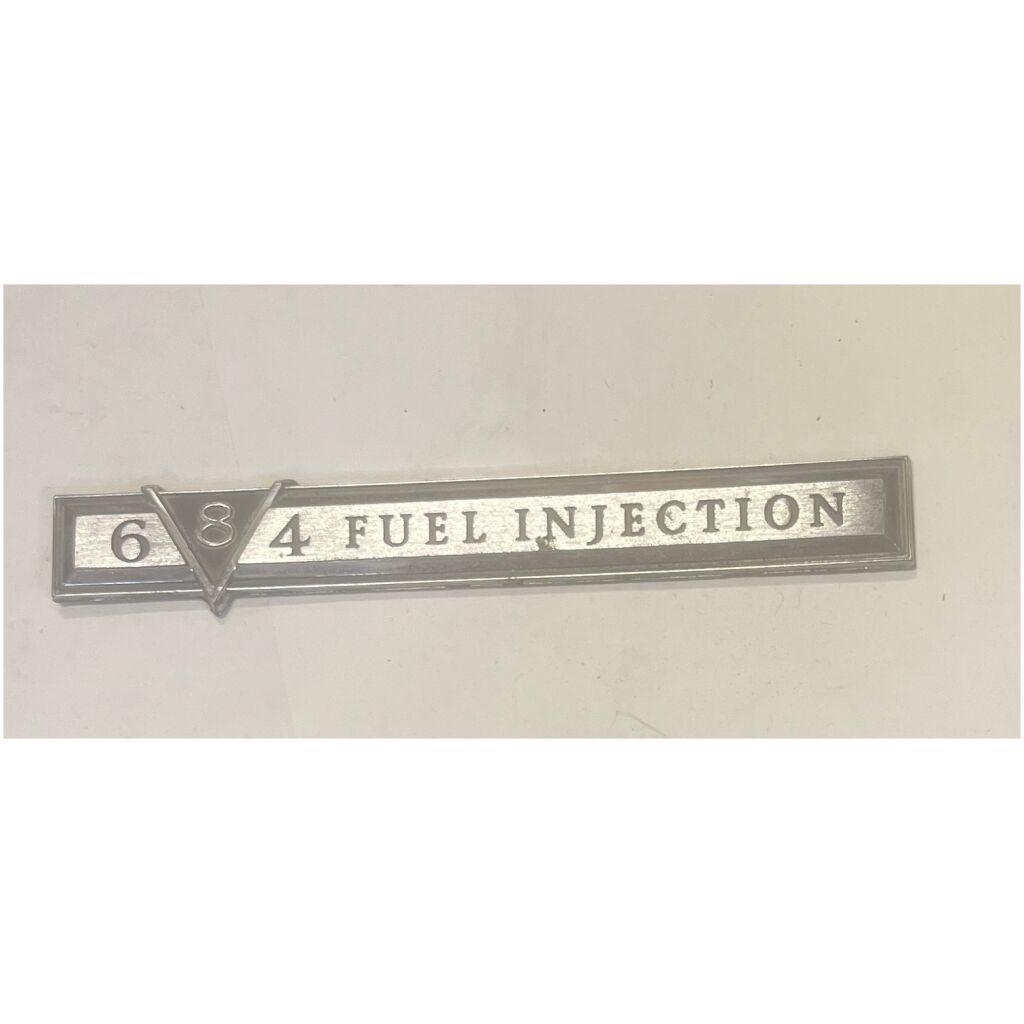 Emblem V8 6 4 fuel injection Cadillac 1980-1981 CAP-0973 begagnad