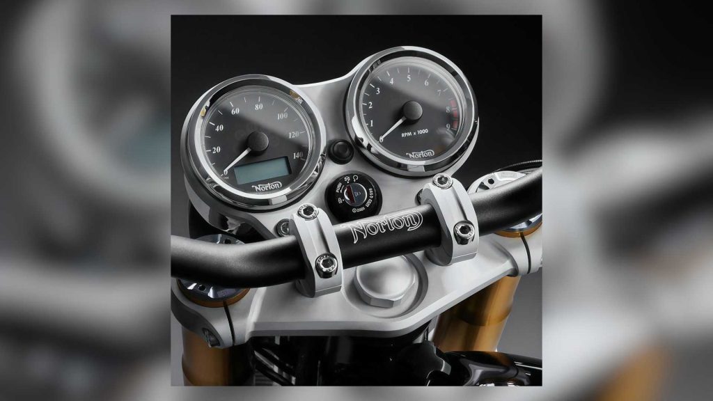 Norton Commando 961 dashboard