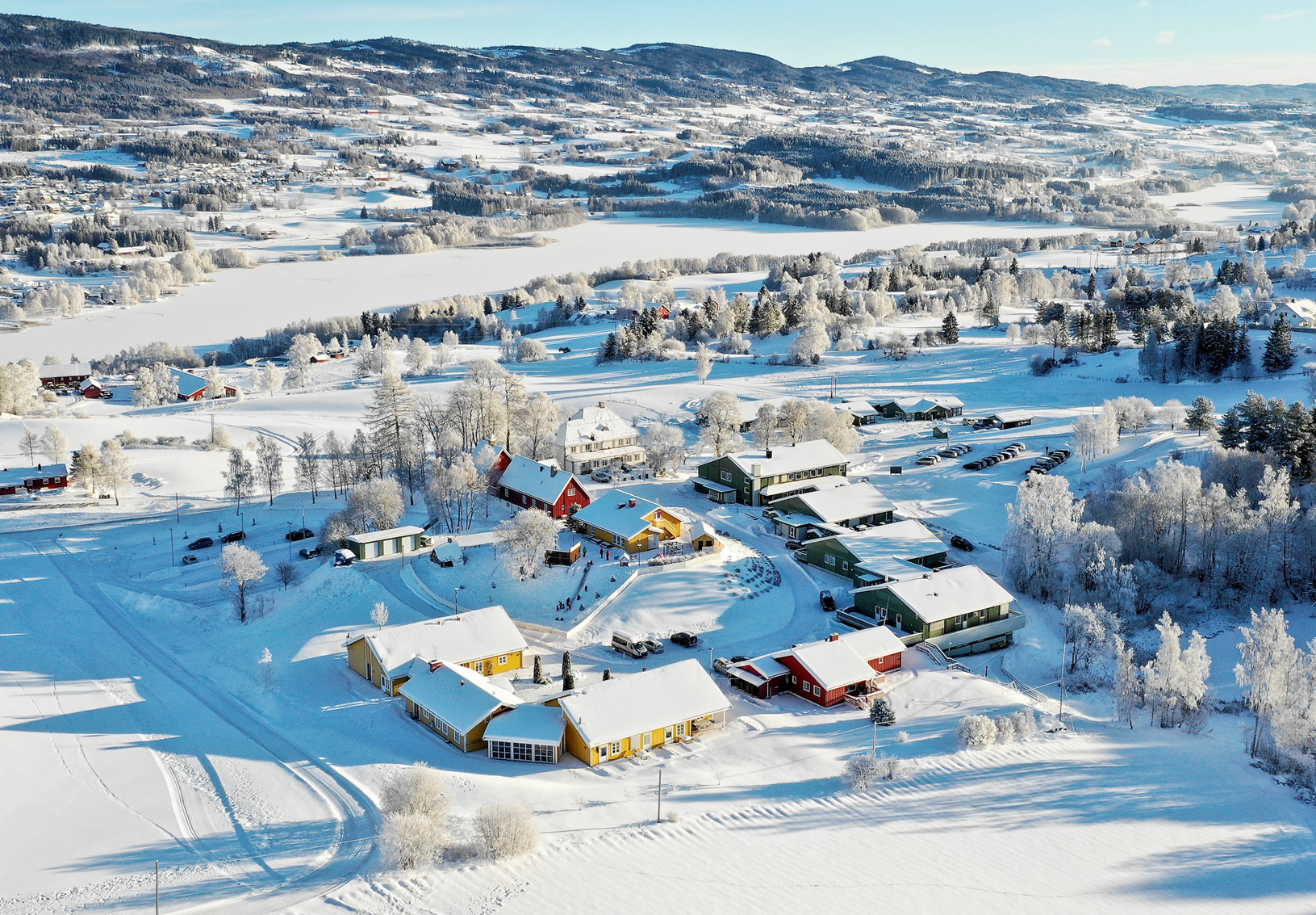 Røysumtunet åpner nytt omsorgstilbud for alvorlig ME-syke flyfoto vinter