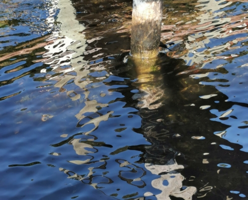 refleksjoner i vann