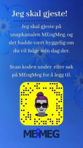 Snapchatkode og intruksjon på blå bakgrunn