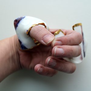 Meike Janssens - TouchSkin - porcelain art