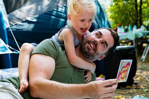 Melissa Muilwijk Fotografie-vader dochter momentje op camping - holiday photographer Netherlands