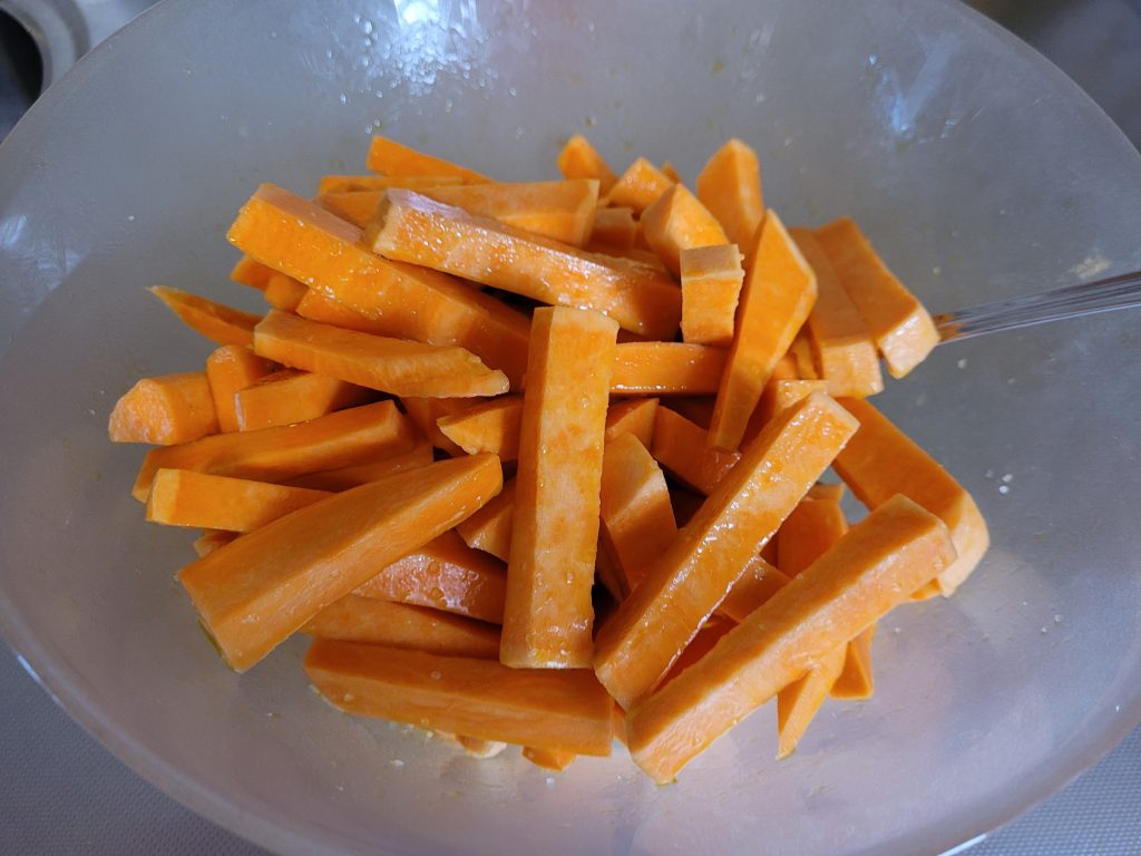 How to make home-made delicious sweet potato-fries8