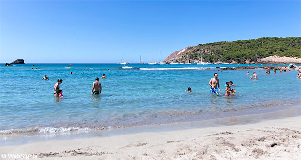 Cala Algaiarens beach